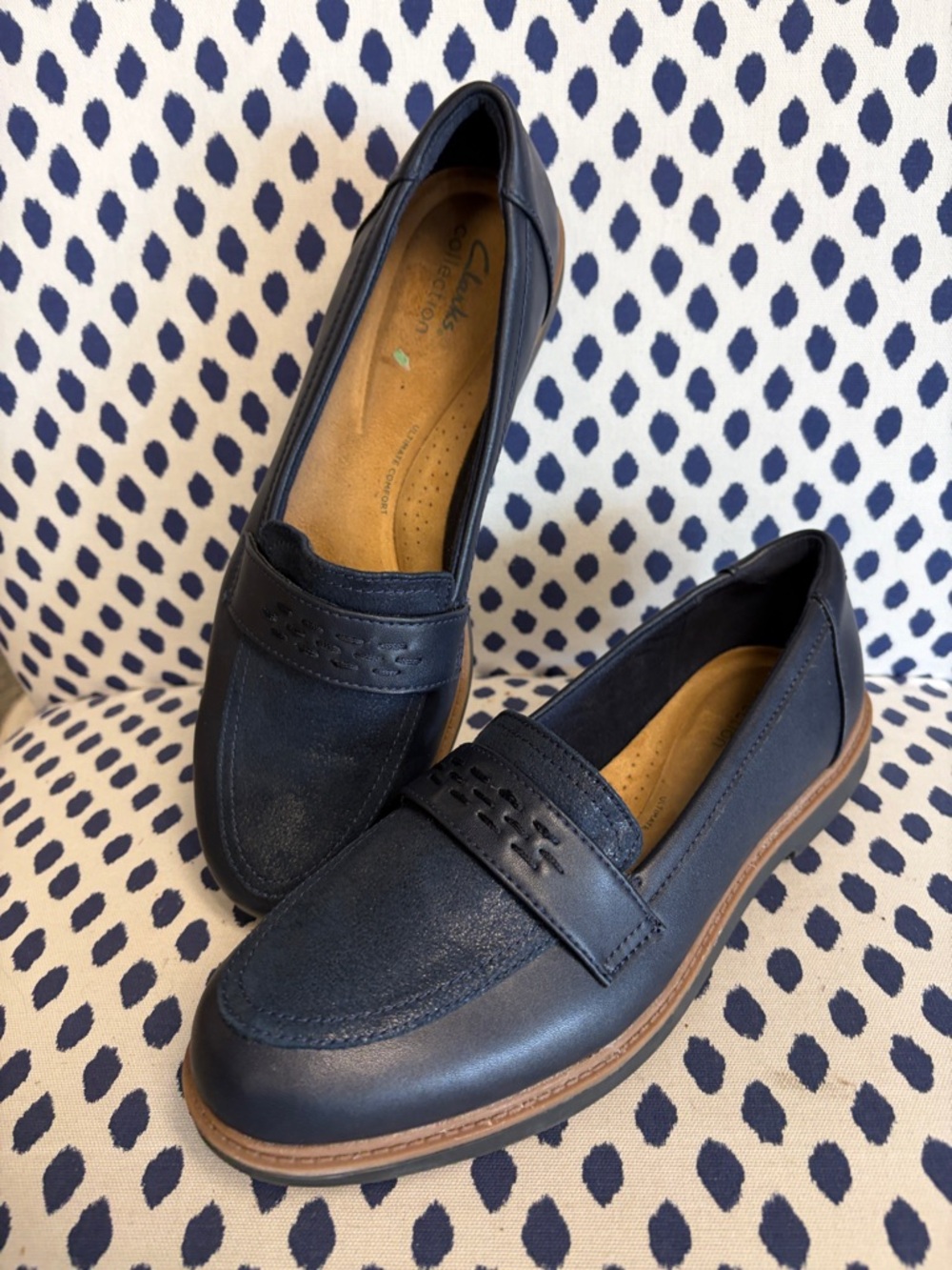 Clarks Navy Raisie Jump Loafers Shoes Size 10